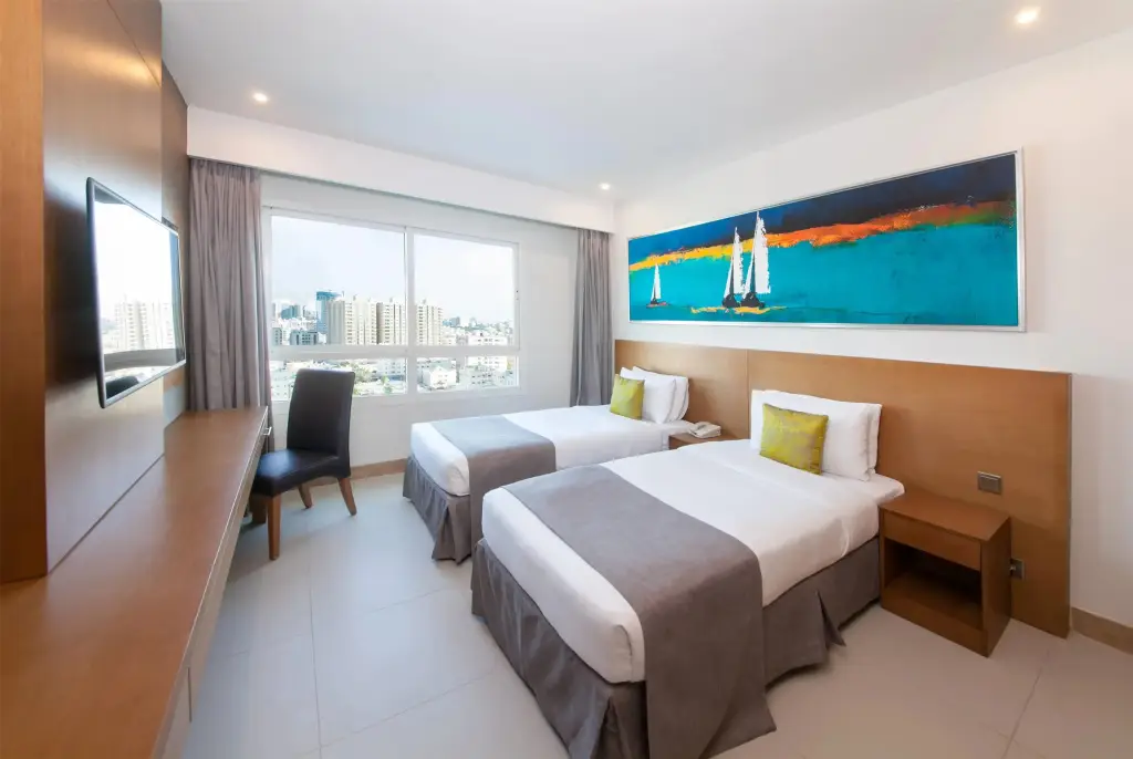Аджман: Отель Ramada By Wyndham Beach Ajman
