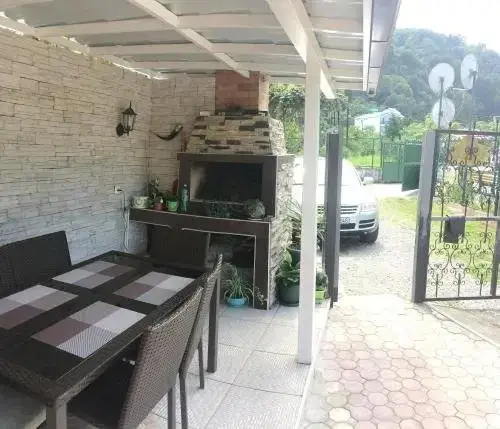 Батуми: Deluxe Guest House