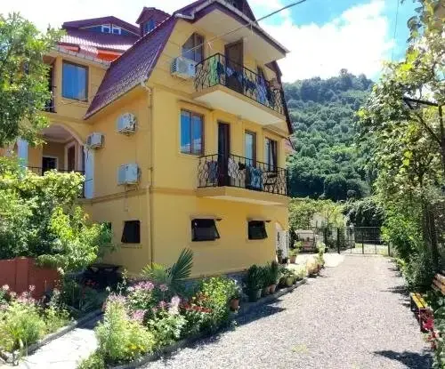 Deluxe Guest House — фото 1