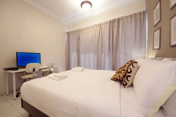 Дубай: Al Waleed Paradise by Signature Holiday Home