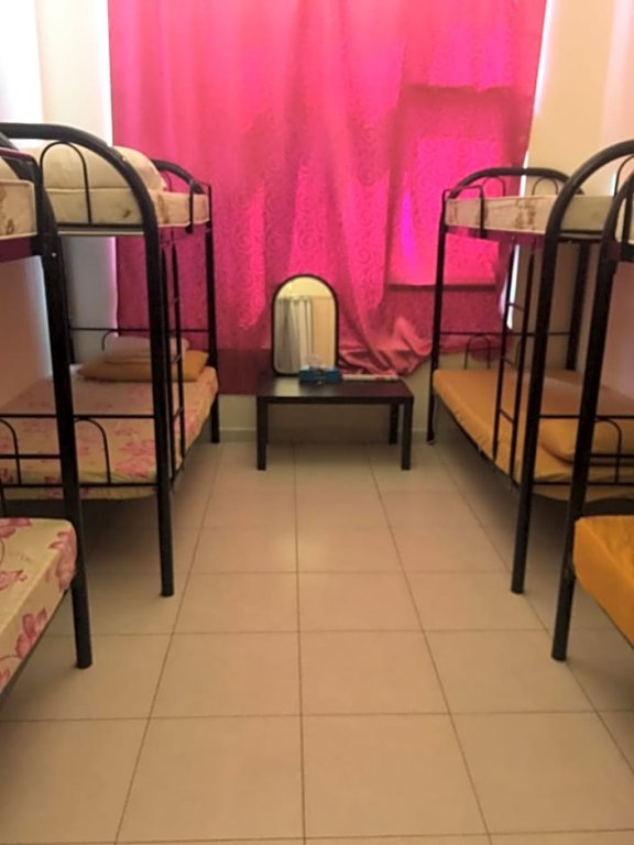 Дубай: LADIES ONLY-AnaRuby Backpackers - Metro Station Mashreq
