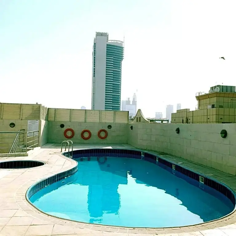 Дубай: LADIES ONLY-AnaRuby Backpackers - Metro Station Mashreq
