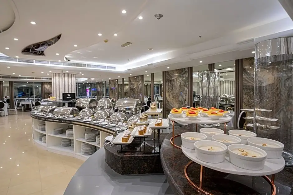 Дубай: Vista City Hotel