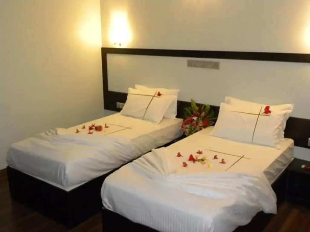 Тулусду: Batuta Maldives Surf View