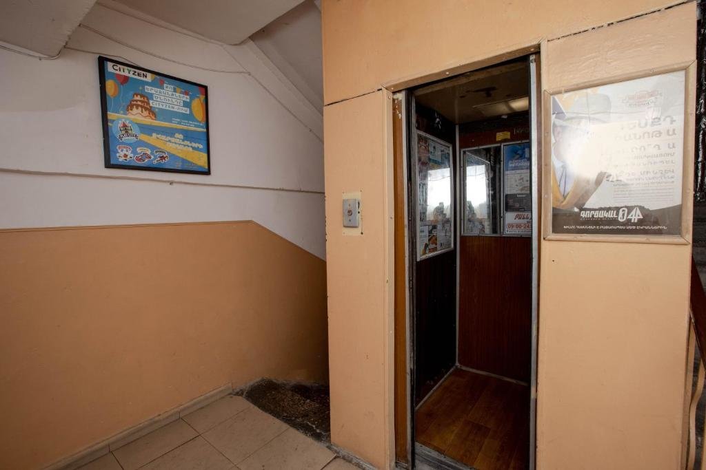 Ереван: Stay Inn apartments at Tumanyan street