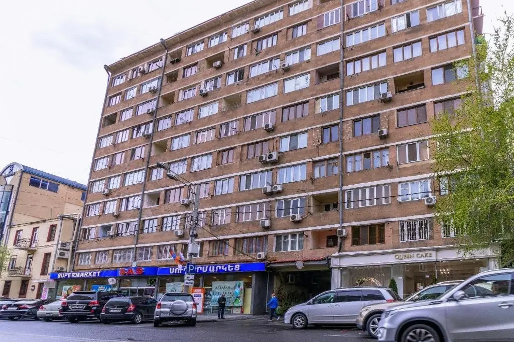Ереван: Stay Inn apartments at Tumanyan street