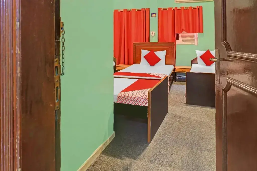 Дубай: OYO 795 Al Karawan Hotel