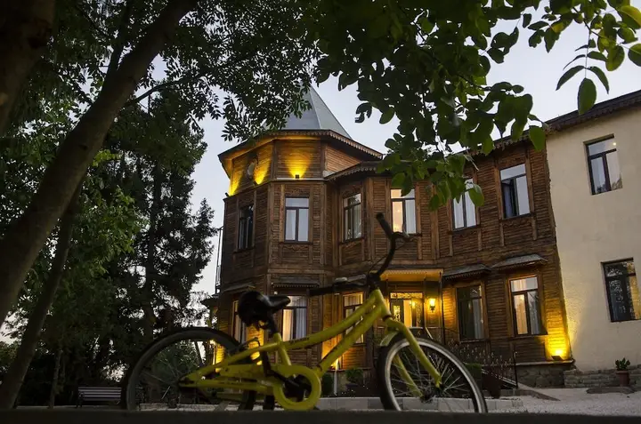 Тбилиси: The Vorontsovs Hotel & Cottages