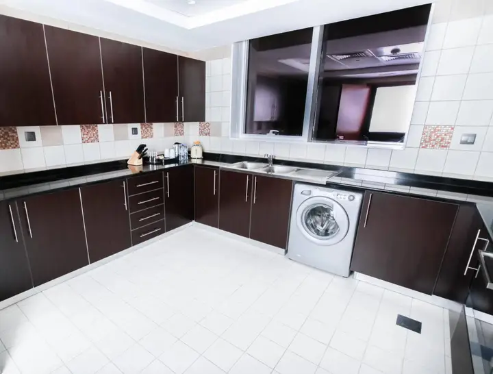 Абу-Даби: Danat Residence