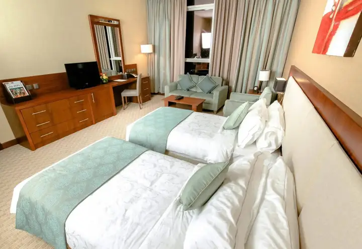 Абу-Даби: Danat Residence