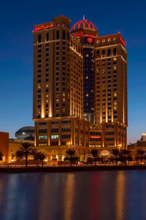 Дубай: Sheraton Mall of the Emirates Hotel, Dubai