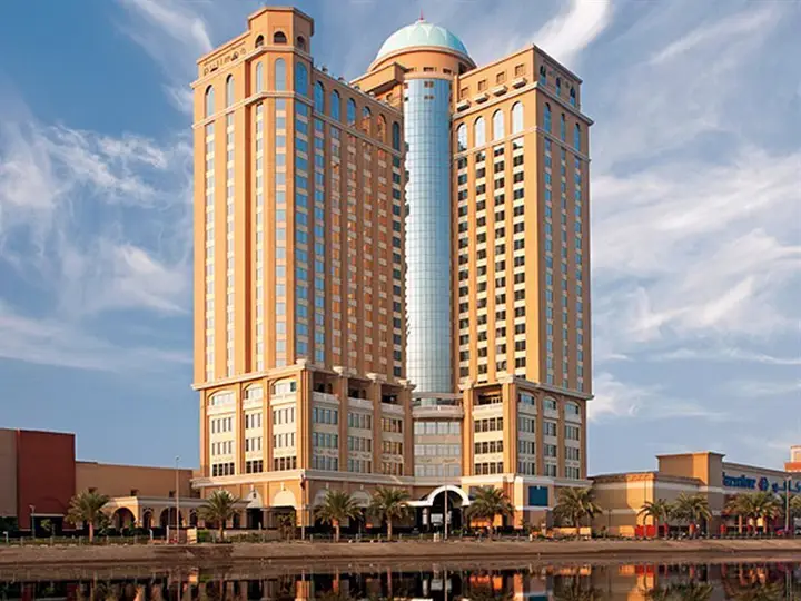 Дубай: Sheraton Mall of the Emirates Hotel, Dubai