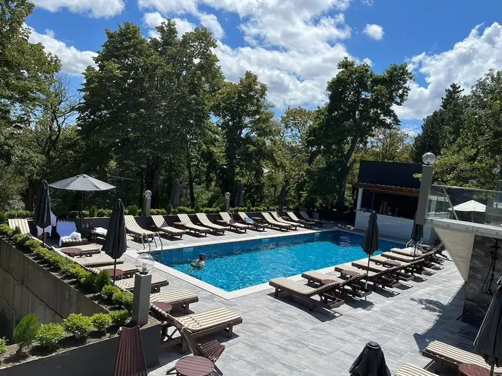 Тбилиси: The Residence Mountain Resort
