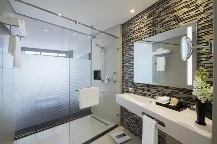 Абу-Даби: Pearl Rotana Hotel Capital Centre