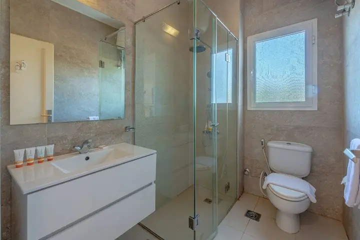 Эль-Гуна: Vesta - Superior APT - 3BR - White Apartments