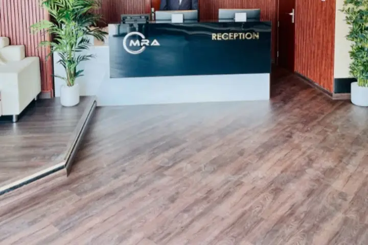 Дубай: Mra Grand Hotel