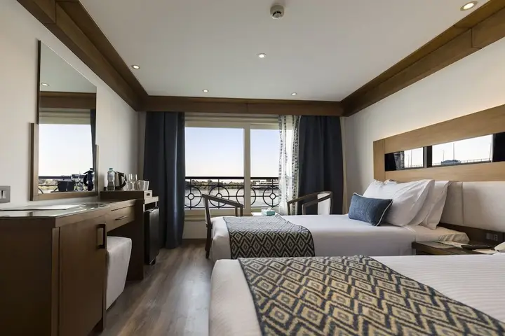 Луксор: SUNRISE Semiramis III Cruise
