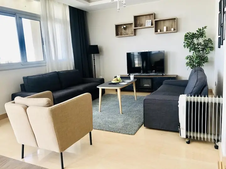 Каир: Vesta - Luxury Apt - 3BR - CFC XI