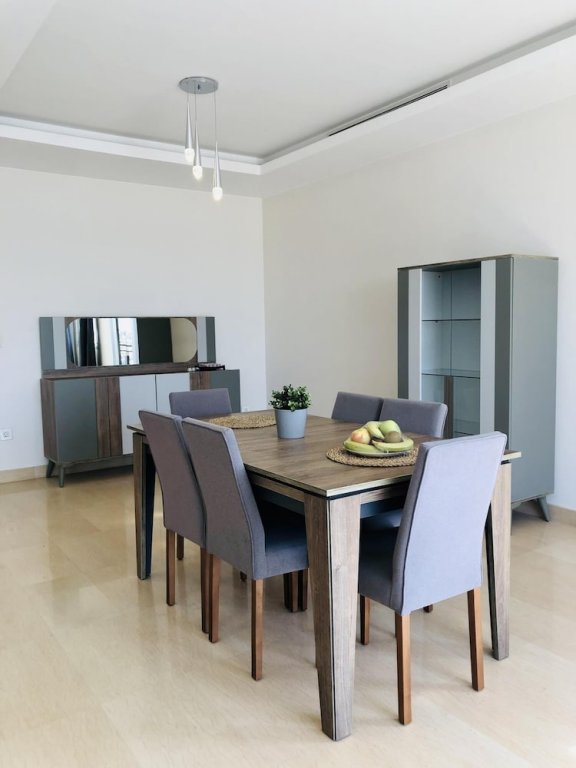 Каир: Vesta - Luxury Apt - 3BR - CFC XI