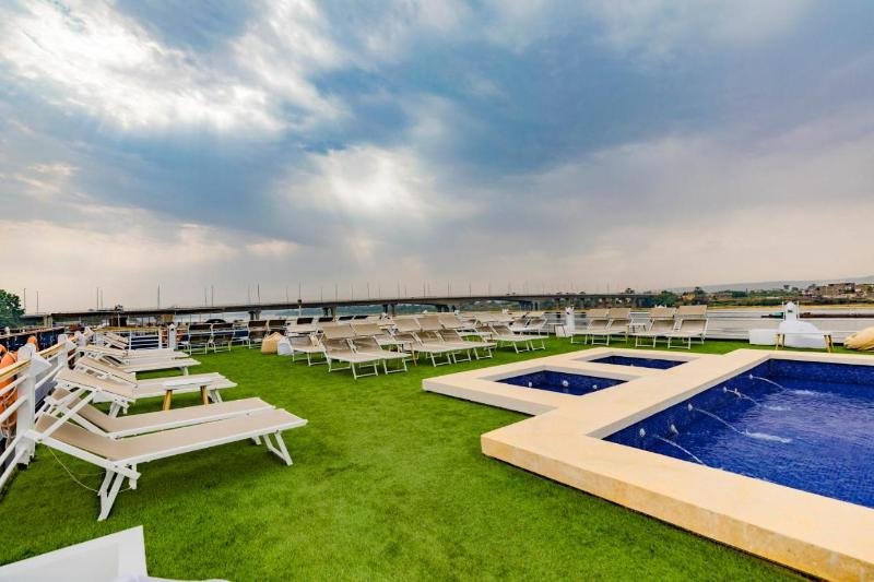 Луксор: Sunrise Semiramis II Cruise 4&7 Nights From Luxor