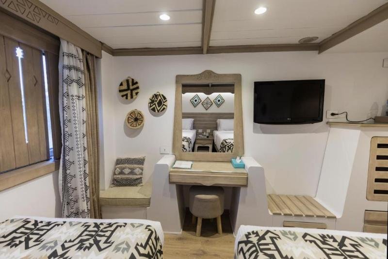 Луксор: Sunrise Mahrousa Cruise 4&7 Nights From Luxor