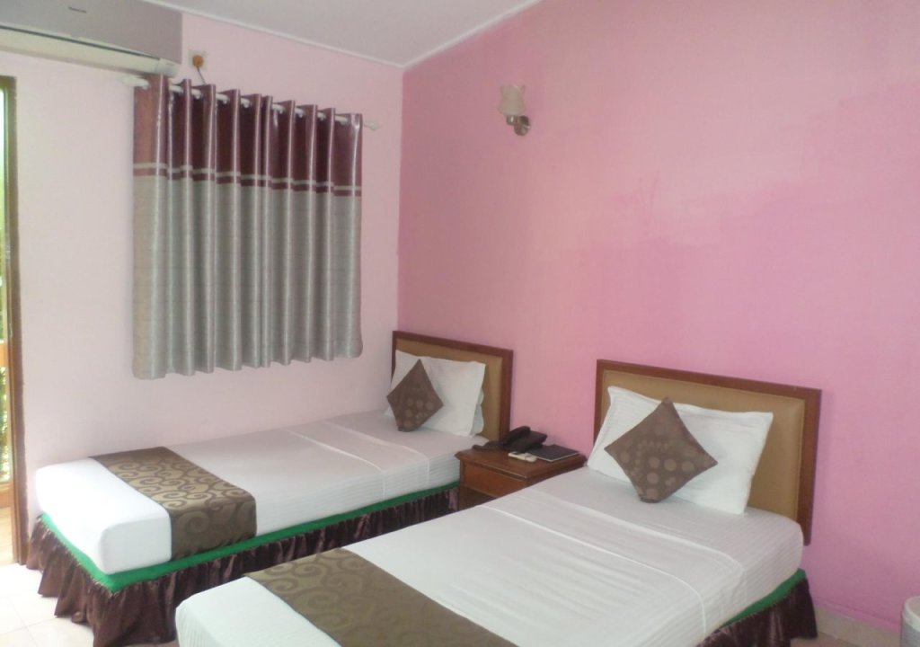 Северный атолл Мале: Skai Lodge