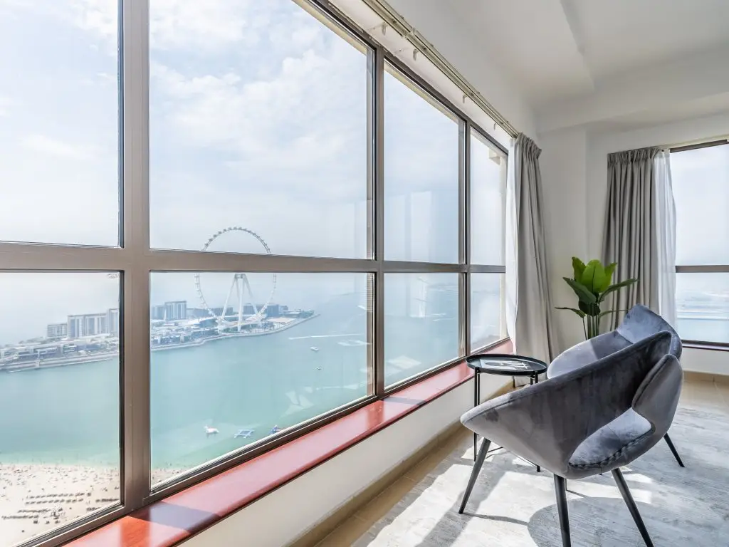 Дубай: Apartments Spacious 2BR Dubai Eye Sea View JBR