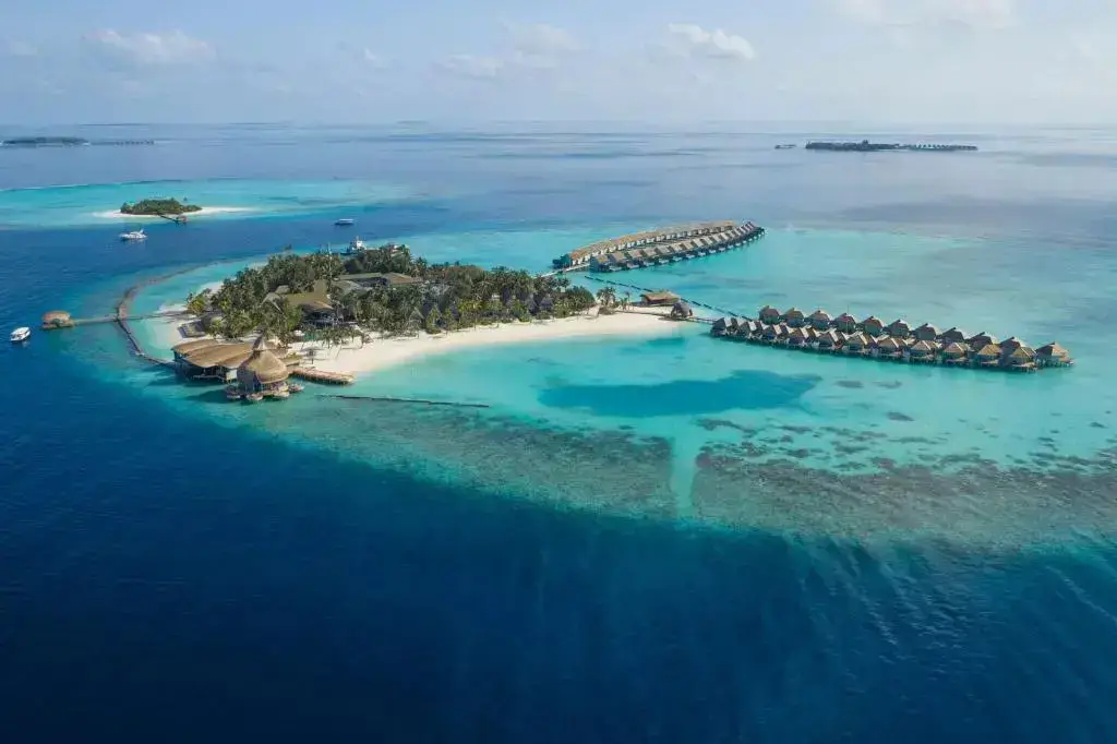 Атолл Алиф-Дхаалу: Outrigger Maldives Maafushivaru Resort