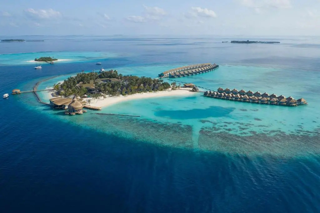 Outrigger Maldives Maafushivaru Resort — фото 1