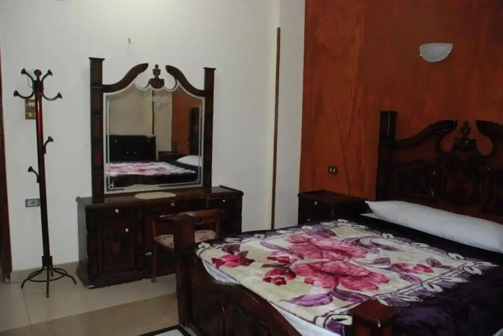 Луксор: Queen Palace Hotel Luxor