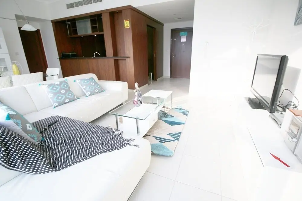 Дубай: The Residences 7 by R&H