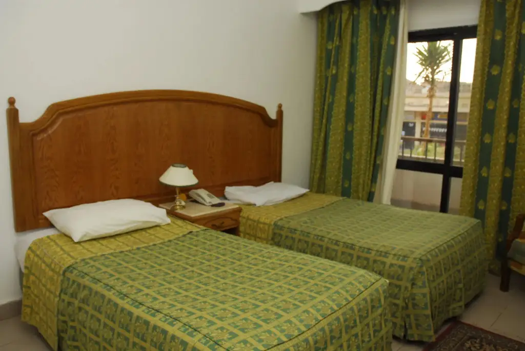 Сант-Катрин: Catherine Plaza Hotel