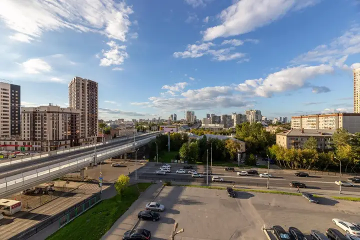 Екатеринбург: Отель Парус