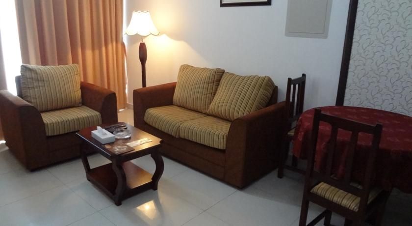 Абу-Даби: Royal Suite Hotel Apartments