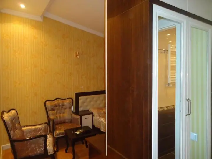 Тбилиси: Anata Hotel