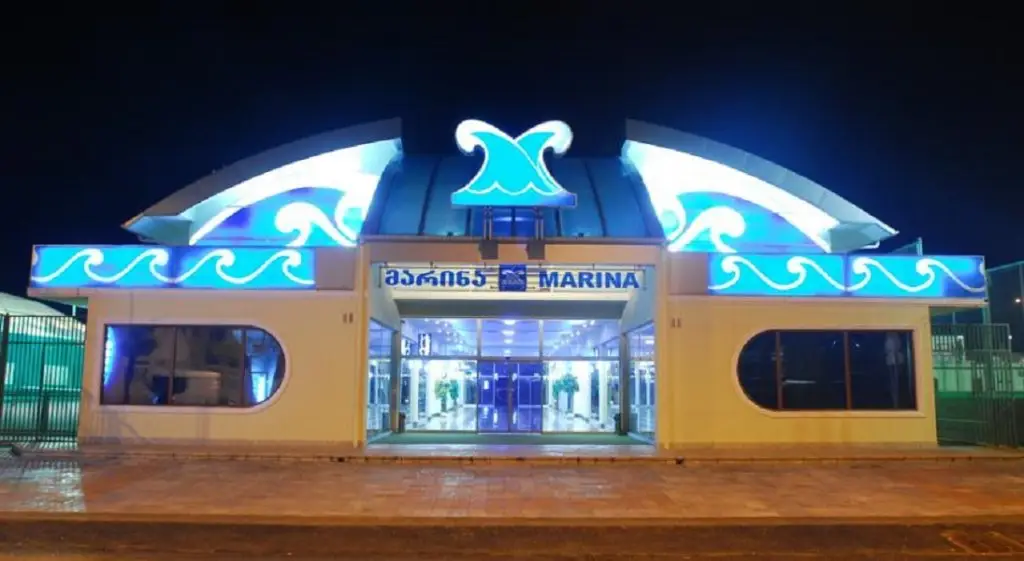 Hotel Marina — фото 1