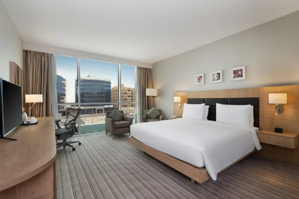 Дубай: Hilton Garden Inn Dubai, Mall Avenue