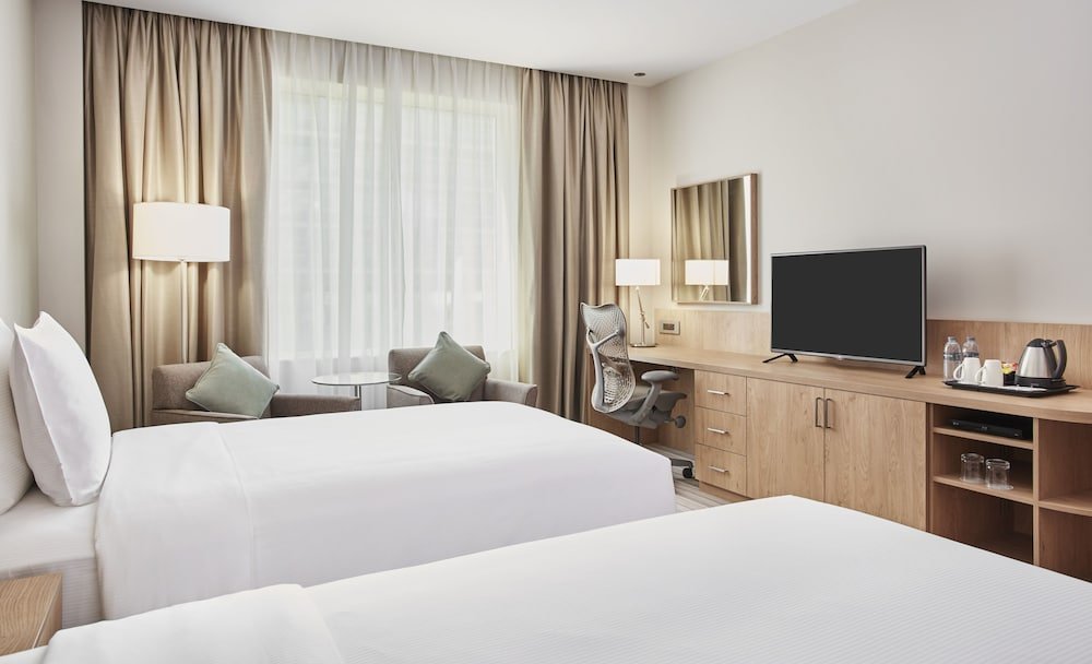 Дубай: Hilton Garden Inn Dubai, Mall Avenue