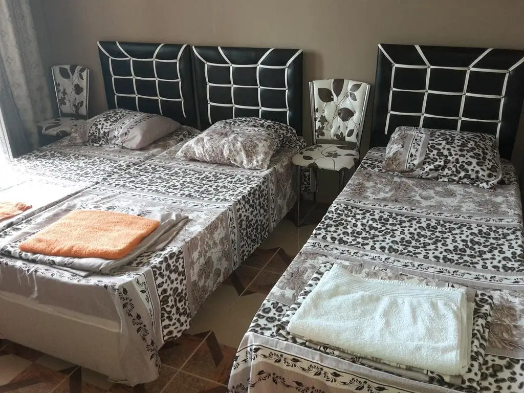 Батуми: Guest House White House