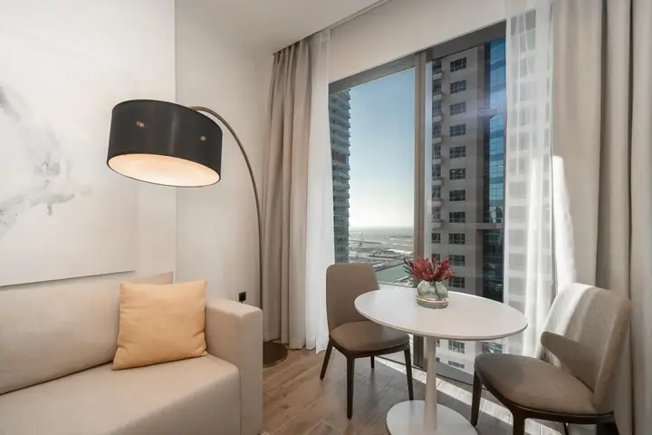 Дубай: Luxurious apartment with prime location