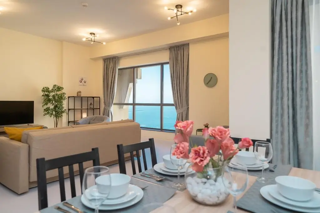 Дубай: Fantastic sea views apartment