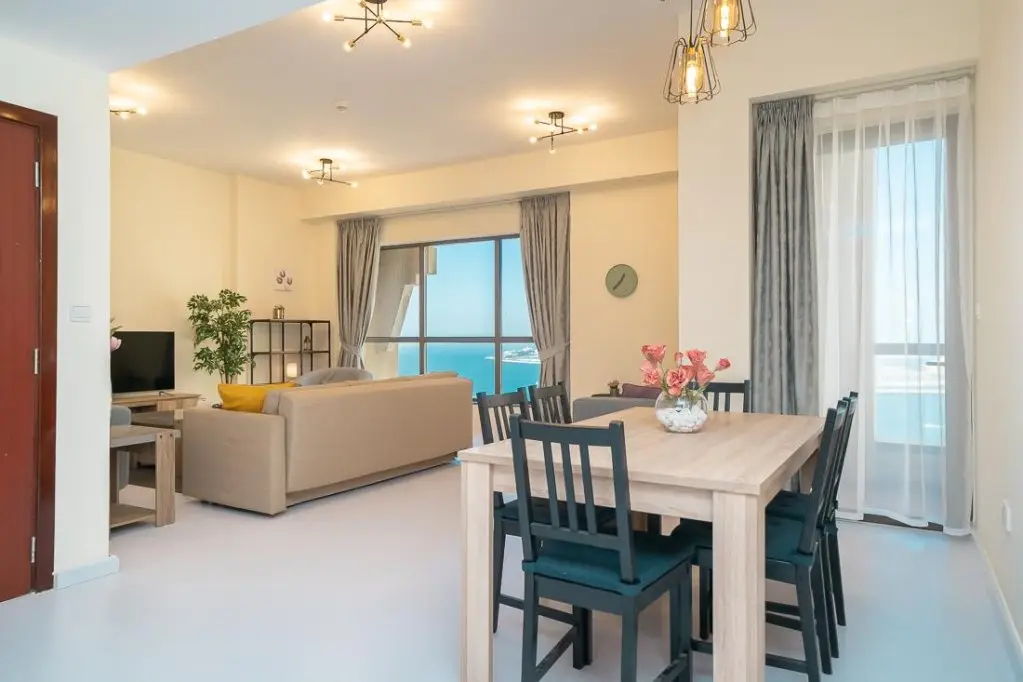 Дубай: Fantastic sea views apartment