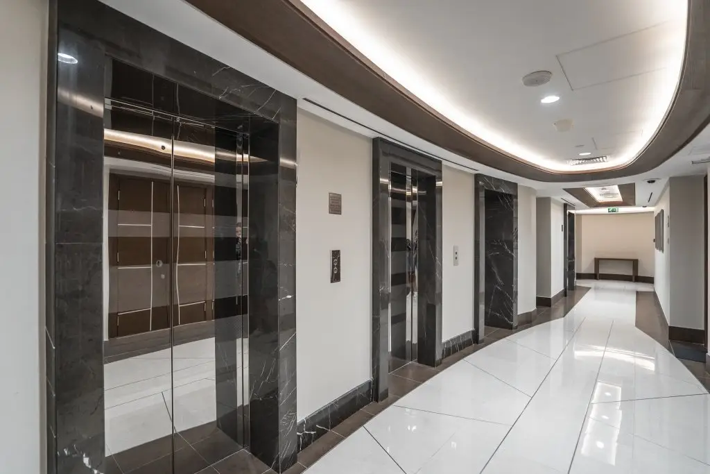 Дубай: Unique apt. with balcony in JAM Marina
