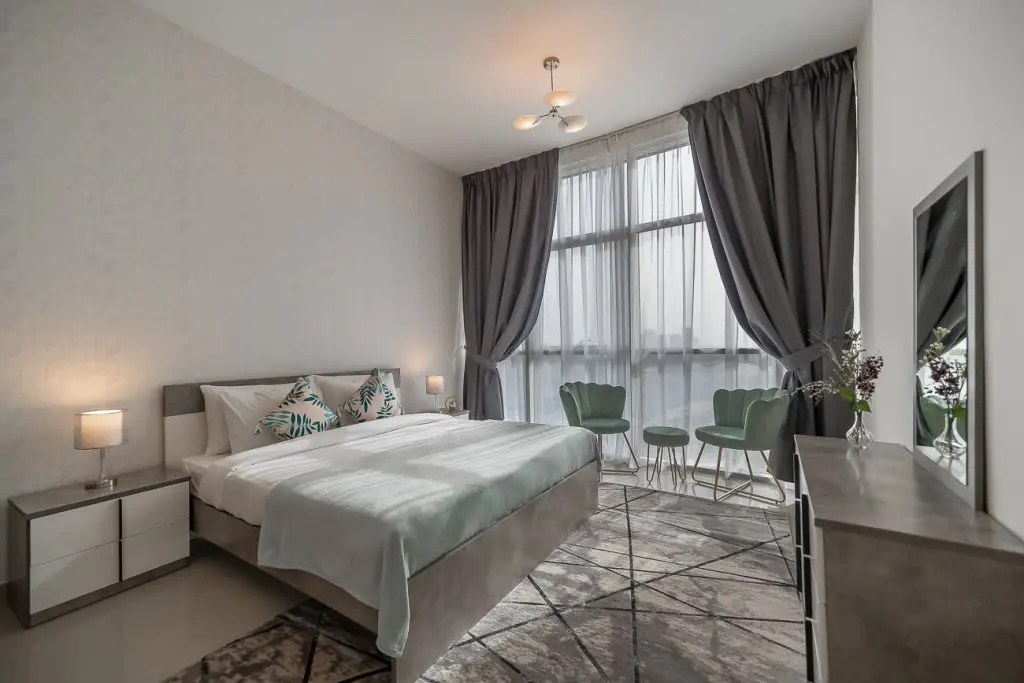 Дубай: Glamorous flat with swimming pool in Oudah Tower