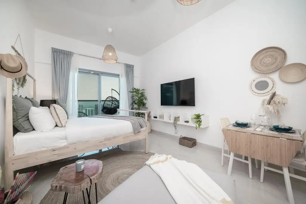 Дубай: Charming apt. with views in Business Bay