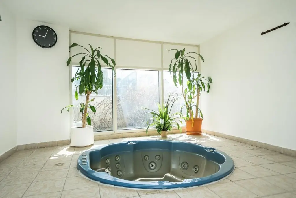 Дубай: Beautiful apt. with city views in Lakeshore Tower