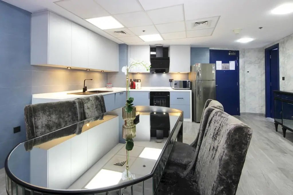 Дубай: Upgraded One Bedroom IN Park Tower  - DIFC