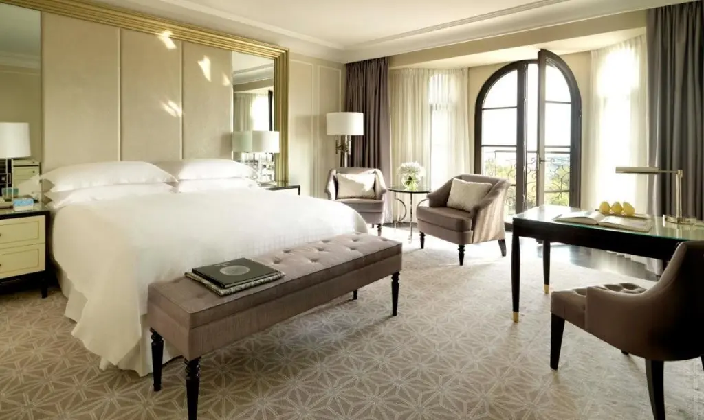 Баку: Отель Four Seasons Hotel Baku