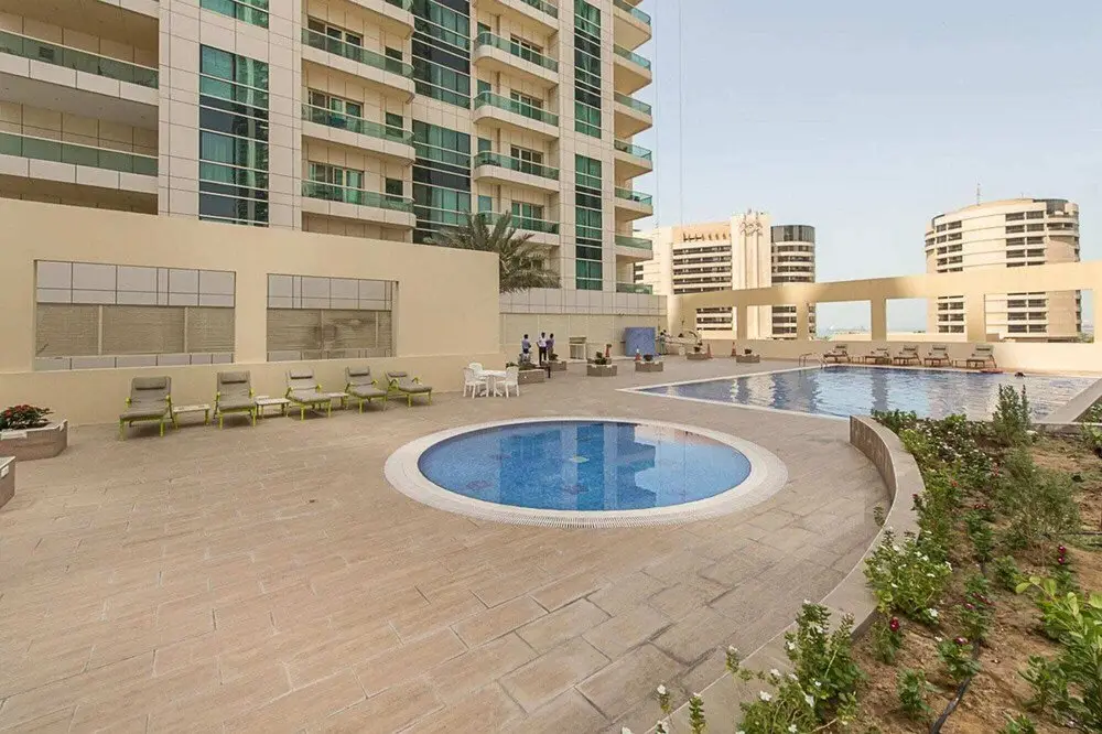 Signature Holiday Homes- Zumurud Tower Studio Apartment, Dubai Marina — фото 1