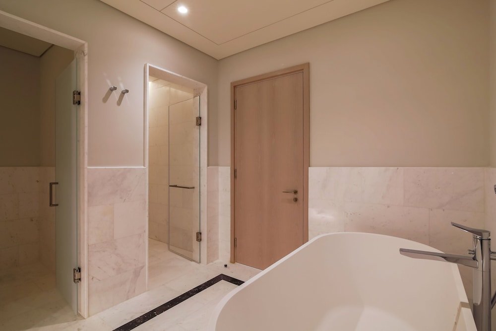 Дубай: Luxury Apartment With Spectacular View of the Palm